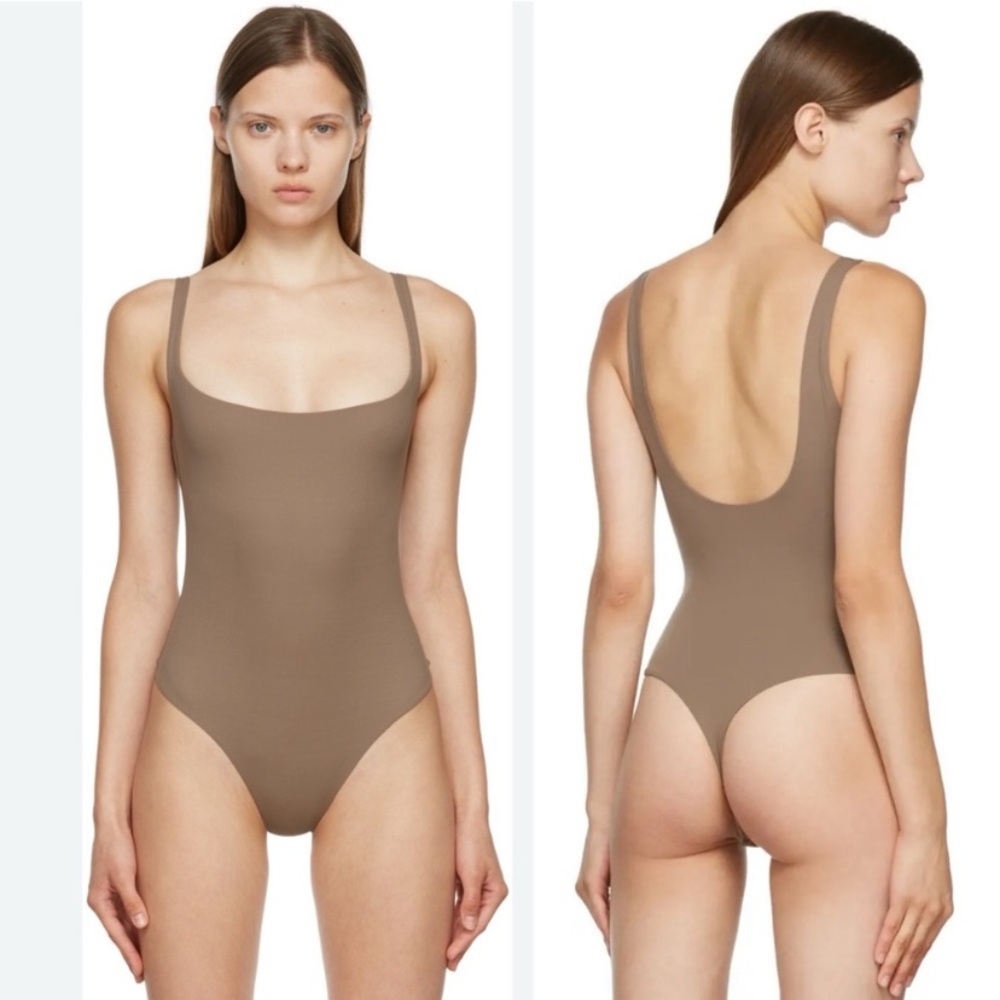 SKIMS NWT Fits Everybody Square Neck thong Bodysuit in discontinued Umber🔥